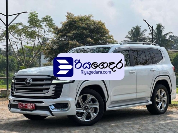 toyota-land-cruiser-sahara-zx-highest-spec-2024-suv-unregistered-recondition-big-0