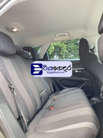 peugeot-3008-2020-suv-big-5