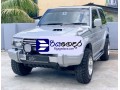 mitsubishi-pajero-1992-suv-small-2