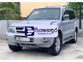 mitsubishi-montero-2005-suv-small-2