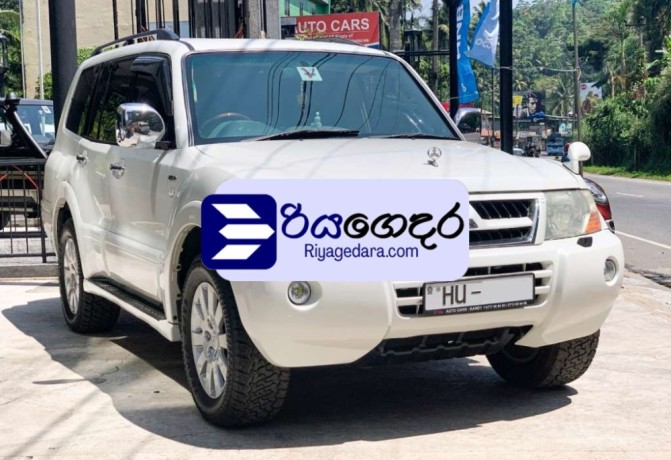 mitsubishi-montero-2003-suv-big-1
