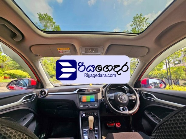 mg-zs-essence-2019-suv-big-3