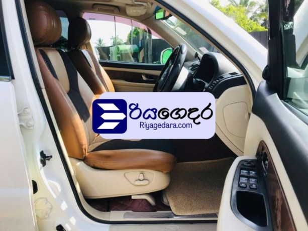 micro-rexton-2015-suv-big-2