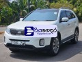 kia-sorento-2014-suv-small-2