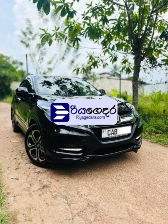 honda-vezel-z-grade-2014-suv-big-1
