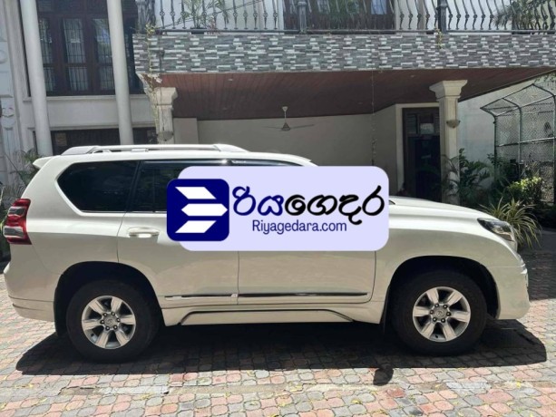 toyota-land-cruiser-prado-tx-150-2015-suv-big-5