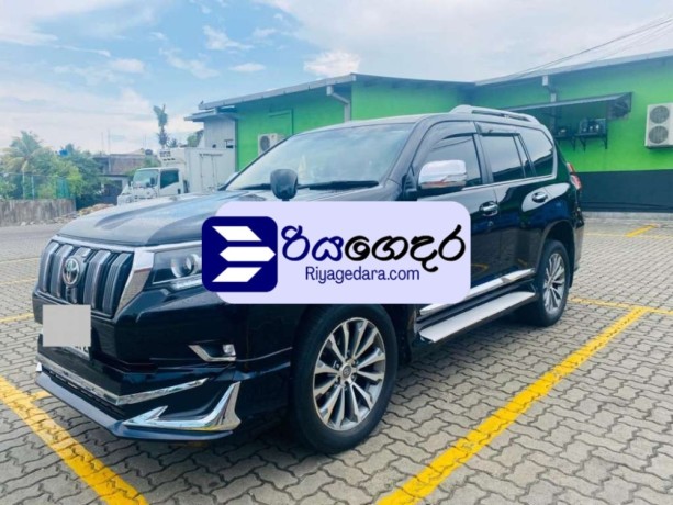 toyota-land-cruiser-prado-2015-suv-big-1