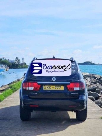micro-kyron-2008-suv-big-1
