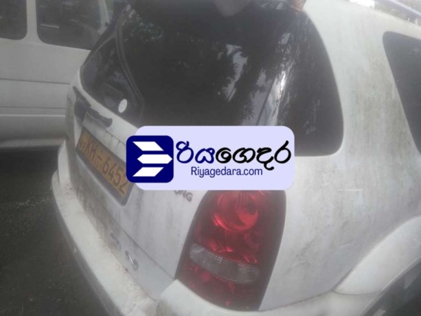 micro-rexton-2008-suv-big-2