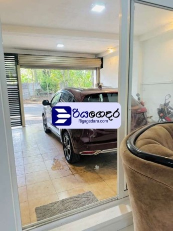honda-vezel-2015-suv-big-1