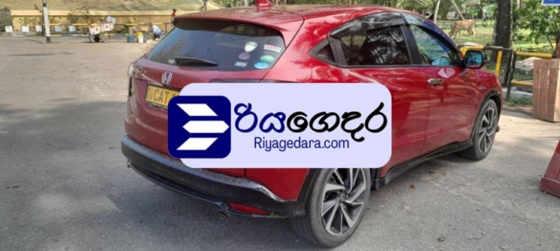honda-vezel-rs-2017-suv-big-1
