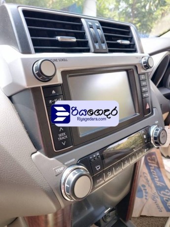 toyota-land-cruiser-prado-150-2016-suv-big-5