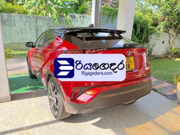 toyota-chr-2020-suv-big-1
