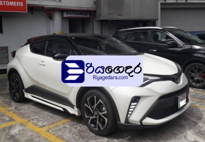 toyota-chr-gt-2018-suv-big-0