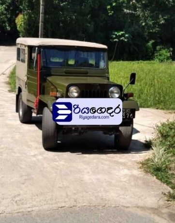 mitsubishi-4dr5-long-wheels-1979-suv-big-3