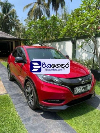 honda-vezel-rs-sensing-2017-suv-big-2