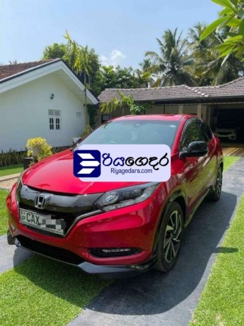 honda-vezel-rs-sensing-2017-suv-big-0