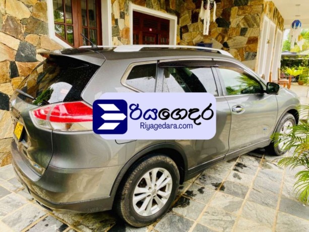 nissan-x-trail-2015-suv-big-1