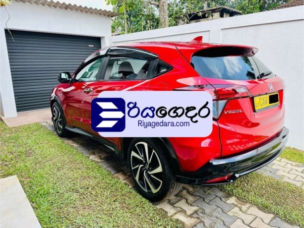 honda-vezel-rs-sensing-2017-suv-big-2