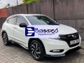 honda-vezel-rs-sensing-2017-suv-small-5