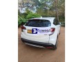 honda-vezel-2014-suv-small-1