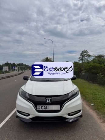 honda-vezel-rs-sensing-2016-suv-big-0