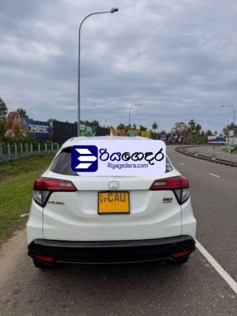 honda-vezel-rs-sensing-2016-suv-big-1