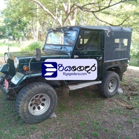 mitsubishi-j24-4dr5-1980-suv-big-0