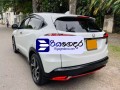 honda-vezel-rs-sensing-2018-suv-small-3