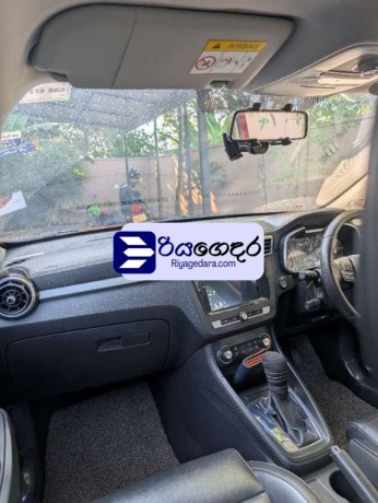 mg-zs-2018-suv-big-2