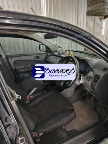 honda-hr-v-2000-suv-big-3