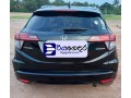 honda-vezel-2016-suv-small-3