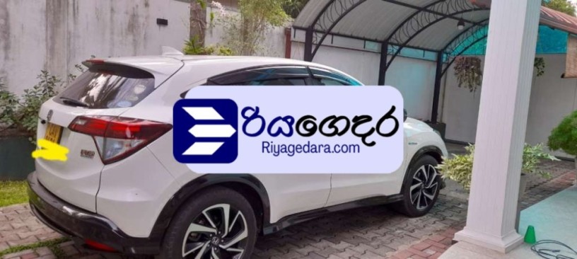 honda-vezel-2017-suv-big-1