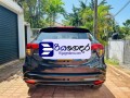 honda-vezel-2018-suv-small-1