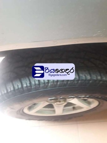 mitsubishi-pajero-gdi-2001-suv-big-2
