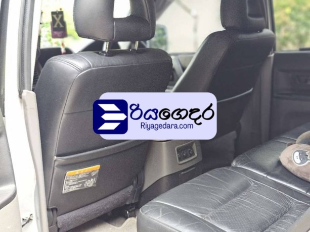 mitsubishi-montero-2000-suv-big-5