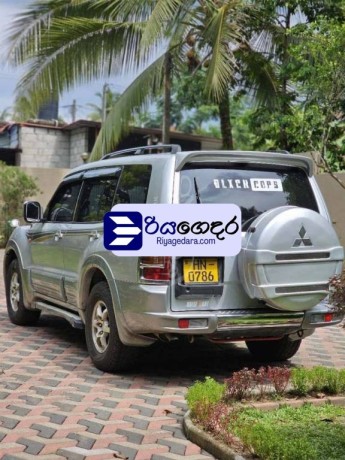 mitsubishi-montero-2000-suv-big-3
