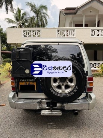 mitsubishi-pajero-intercooler-1994-suv-big-5