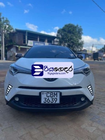 toyota-chr-2019-suv-big-1