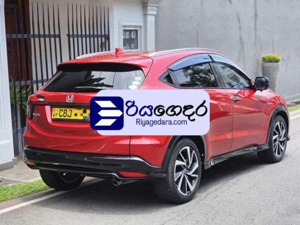 honda-vezel-rs-sensing-2019-suv-big-2