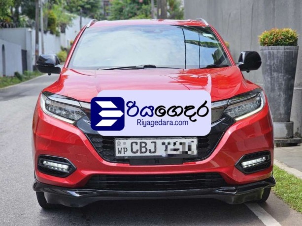 honda-vezel-rs-sensing-2019-suv-big-1