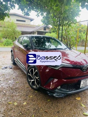 toyota-chr-ngx-10-2018-suv-big-1