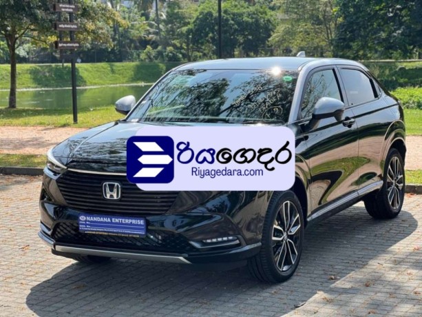 honda-vezel-z-play-2023-suv-unregistered-recondition-big-0