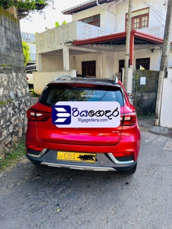mg-zs-2019-suv-big-1