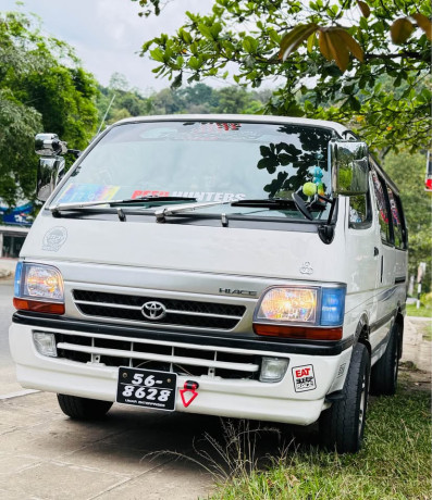 toyota-dolphin-113-big-0