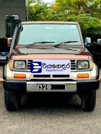 toyota-land-cruiser-box-prado-short-wheel-lj70-4wd-2-door-jeep-1986-suv-big-1
