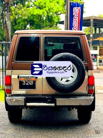 toyota-land-cruiser-box-prado-short-wheel-lj70-4wd-2-door-jeep-1986-suv-big-5