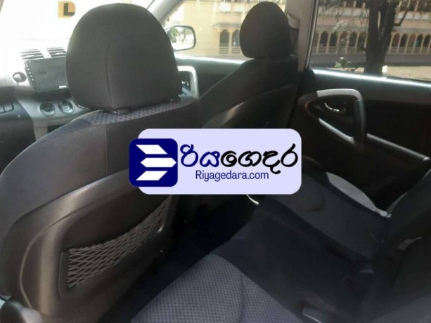toyota-rav4-4-2007-suv-big-5