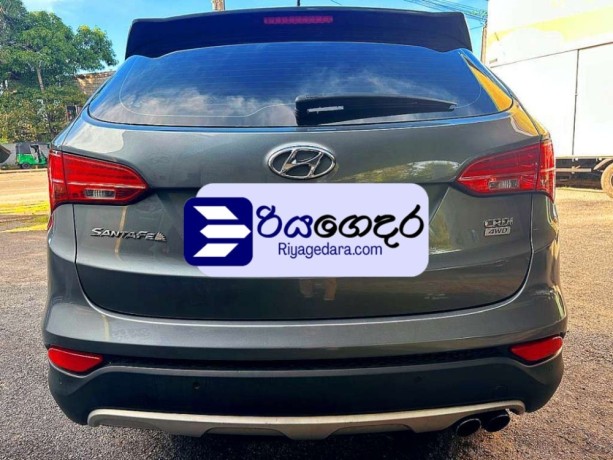 hyundai-santa-fe-2014-suv-big-5