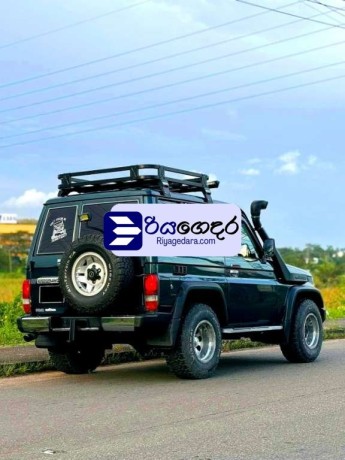 toyota-land-cruiser-prado-box-short-wheel-1986-suv-big-3